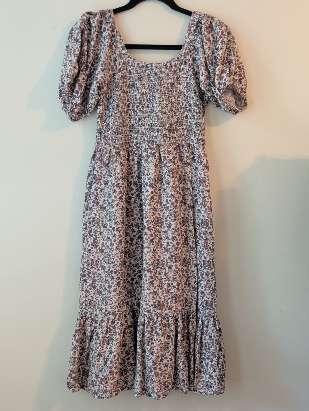Little Cottonwood Smocked Puff-Sleeve Midi Dress in Light Lavender Floral Sz XS
